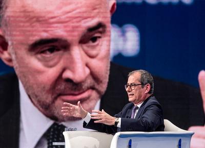 Tria moscovici ape Tria moscovici ape