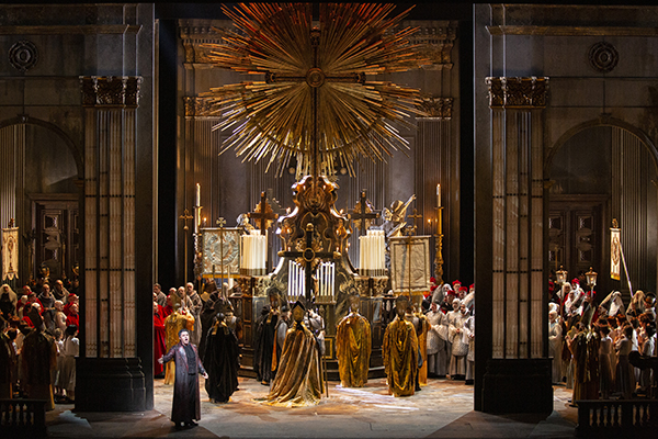 Prima alla Scala: la Tosca (© Teatro alla Scala / Brescia - Amisano) Prima alla Scala: la Tosca (© Teatro alla Scala / Brescia - Amisano)