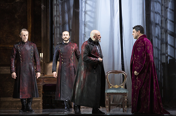 Prima alla Scala: la Tosca (© Teatro alla Scala / Brescia - Amisano) Prima alla Scala: la Tosca (© Teatro alla Scala / Brescia - Amisano)