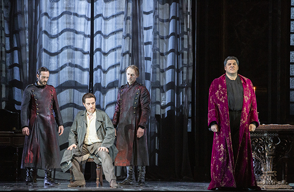 Prima alla Scala: la Tosca (© Teatro alla Scala / Brescia - Amisano) Prima alla Scala: la Tosca (© Teatro alla Scala / Brescia - Amisano)