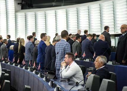 Strasburgo/ Europarlamentari britannici rinuncino ai soldi dei contribuenti Ue