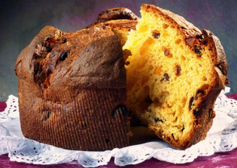 SAN CARLO- In una posizione privilegiata, a ridosso della splendida Chiesa di S.Maria delle Grazie, la storica e prestigiosa Pasticceria San Carlo è da sempre sinonimo di altissima tradizione pasticcera, raffinatezza ed eleganza. Apprezzatissimo il panettone tradizionale fatto solo con lievito naturale, burro rigorosamente italiano e uova freschissime. Delizioso. Pasticceria San Carlo - via Matteo Bandello, 1 Milano
