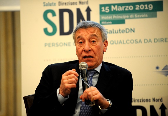 Salute direzione nord: secondo e terzo panel Salute direzione nord: secondo e terzo panel