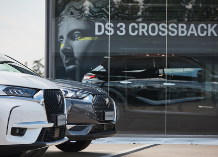 DS 3 CROSSBACK, protagonista nei DS Concept Store