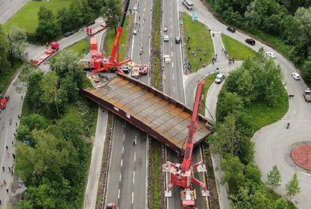 Annone Brianza, le operazioni di posa del nuovo ponte Annone Brianza, le operazioni di posa del nuovo ponte