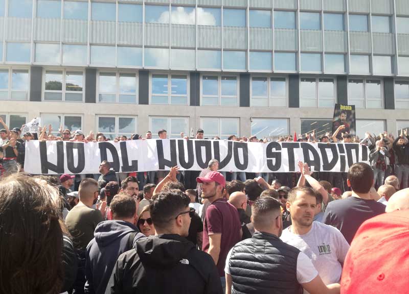 as roma protesta eur