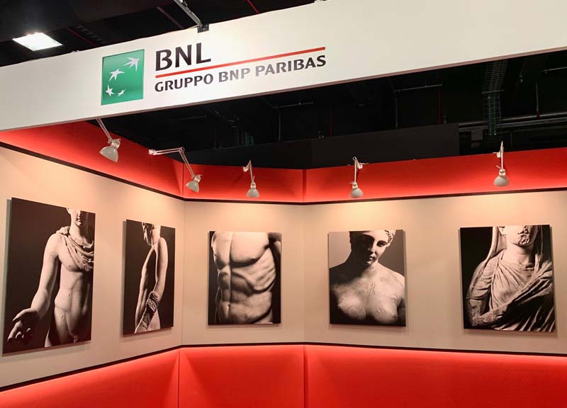 "L’imperfezione della Bellezza" di Luigi Spina nell'area BNL di Mia Photo Fair "L’imperfezione della Bellezza" di Luigi Spina nell'area BNL di Mia Photo Fair