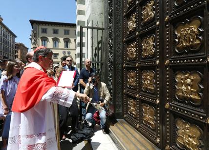 Firenze festeggia il patrono inaugurando la replica della Porta del Battistero