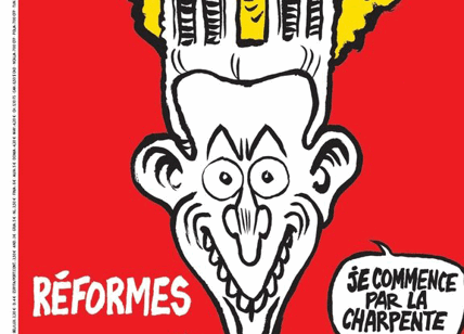 Notre Dame, Charlie Hebdo ironizza su Macron che esulta per l'incendio