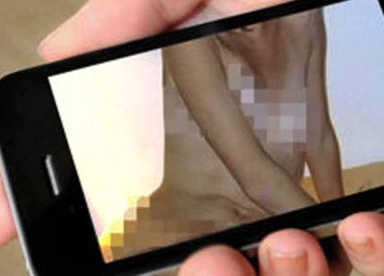Sulle storie di Fb pubblica le foto nuda dell'ex. Fidanzato “pazzo” arrestato