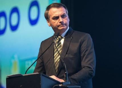 Brasile: 500 mila contagi Covid, ma Bolsonaro incontra la folla