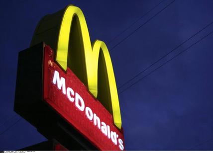 McDonald's al posto del banchetto nuziale: la scelta irriverente di due sposi
