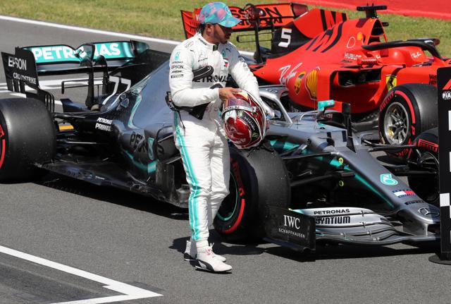 LEWIS HAMILTON (foto Lapresse) LEWIS HAMILTON (foto Lapresse)
