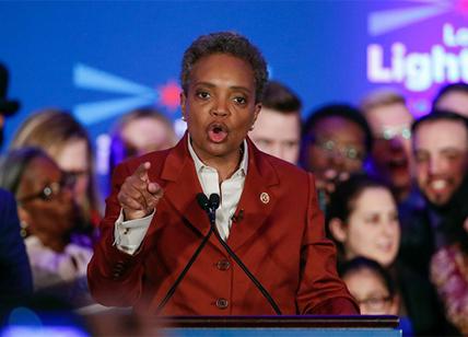 Lori Lightfoot, la prima sindaca afro e gay a Chicago