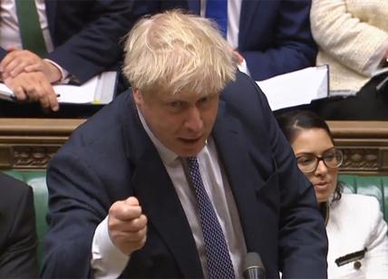 Brexit, caos Londra Ue: Johnson minaccia il blocco alimentare Irlanda del nord