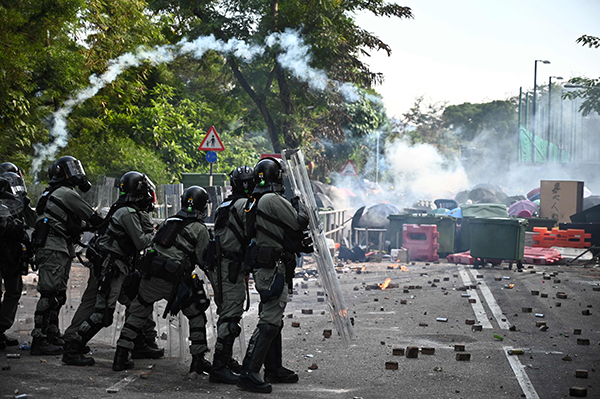 Anniversario di Tienanmen, il volto della Cina è la repressione di Hong Kong