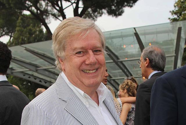 Aderenza alla terapia: Claudio Lippi testimonial di "Io aderisco, tu che fai?"