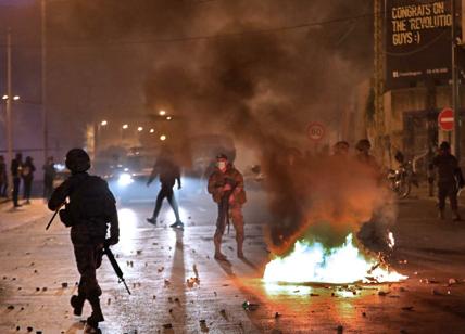Libano caos, scontri e centinaia di feriti. Consultazioni per nuovo premier
