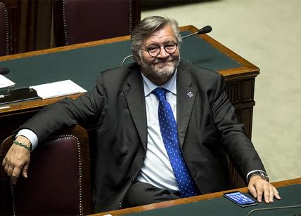 Copasir, raffica di dimissioni. Lascia anche il presidente Volpi (Lega)