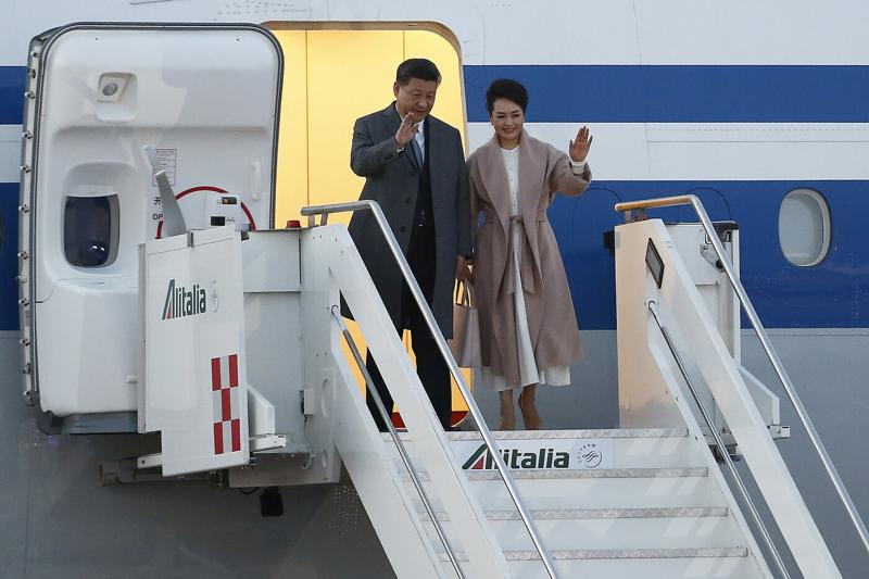 Xi Jinping e sua moglie Peng Liyuan Xi Jinping e sua moglie Peng Liyuan