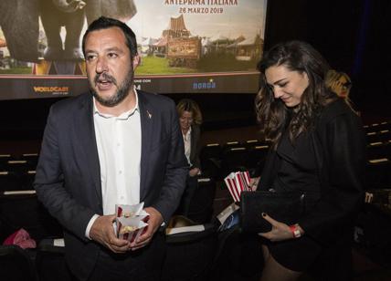 Salvini Verdini, feeling politico c'è. Un amore contro gli euroburocrati Salvini Verdini, feeling politico c'è. Un amore contro gli euroburocrati