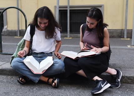 Maturità, al via gli orali con la novità delle tre buste. Niente più tesina