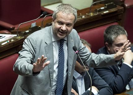 Borghi prende le distanze da Giorgetti. Raffica di tweet anti Unione Europea