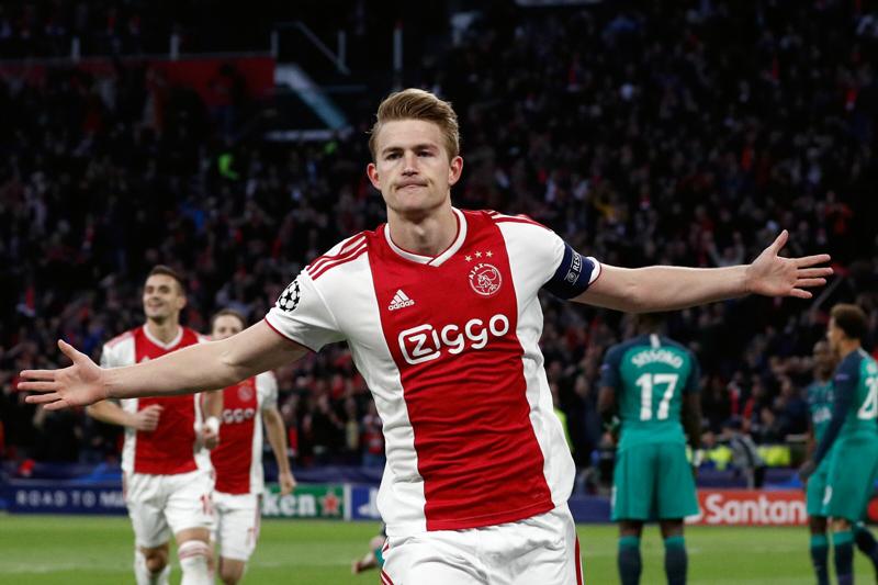 Matthijs de Ligt (foto Lapresse) Matthijs de Ligt (foto Lapresse)