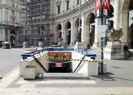 Metro Repubblica chiusa, caos e negozianti in crisi: “M5S si sabota da solo”