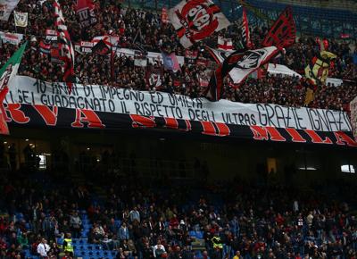 MILAN CURVA STRISCIONE ABATE