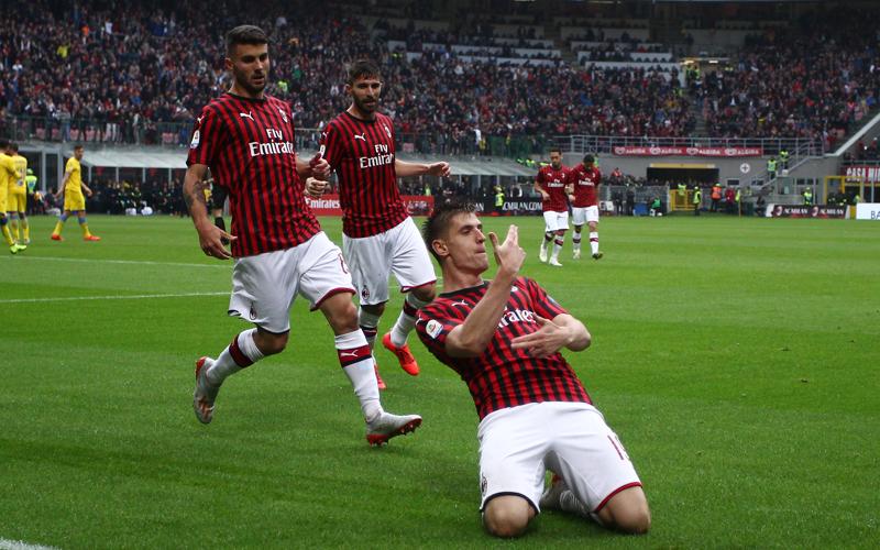 Piatek, Cutrone e Borini (foto Lapresse) Piatek, Cutrone e Borini (foto Lapresse)