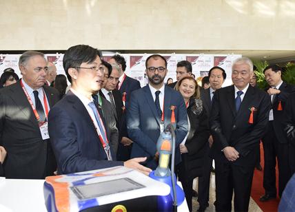Cina-Italia, firmati a Pechino dodici accordi nel segno dell'innovazione