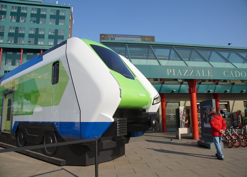 Fnm, il nuovo treno in piazzale Cadorna