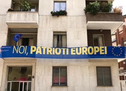 Striscioni contro Salvini, Roggiani: "Noi patrioti europei, no ai sovranisti"
