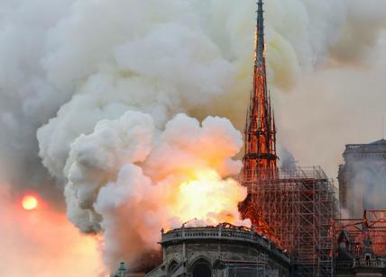 Notre Dame non sarà mai più la stessa. E nessuno può gioirne