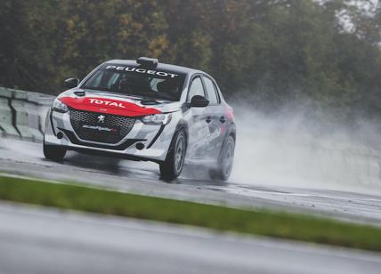 Peugeot svela la nuova 208 rally 4