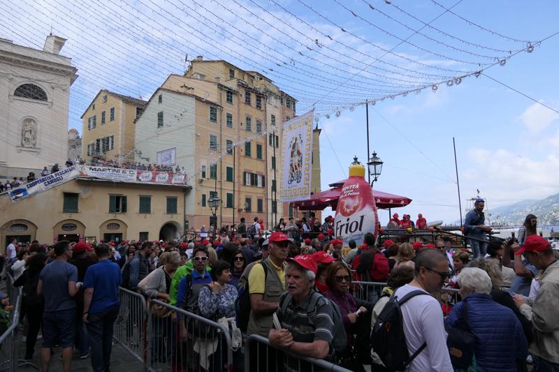 La piazza di Camogli