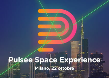 Pulsee fa luce sui detriti spaziali con l’anteprima italiana della "Space Waste Lab Performance" di Daan Roosegaarde