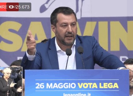 Salvini allontana la crisi di governo: "La Lega è garanzia di stabilità"