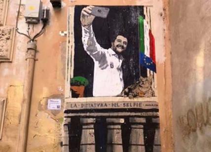 Salvini e la “dittatura del selfie”, murales provocatorio in via Dei Polacchi