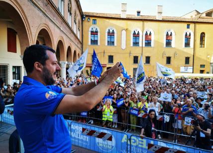 Lega, Palazzo Chigi: "Invito Savoini sollecitato da consigliere di Salvini"