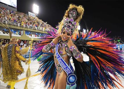 Brasile, sfilata di Carnevale a Rio de Janeiro. FOTO 