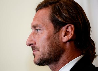 totti conferenza stampa addio 1