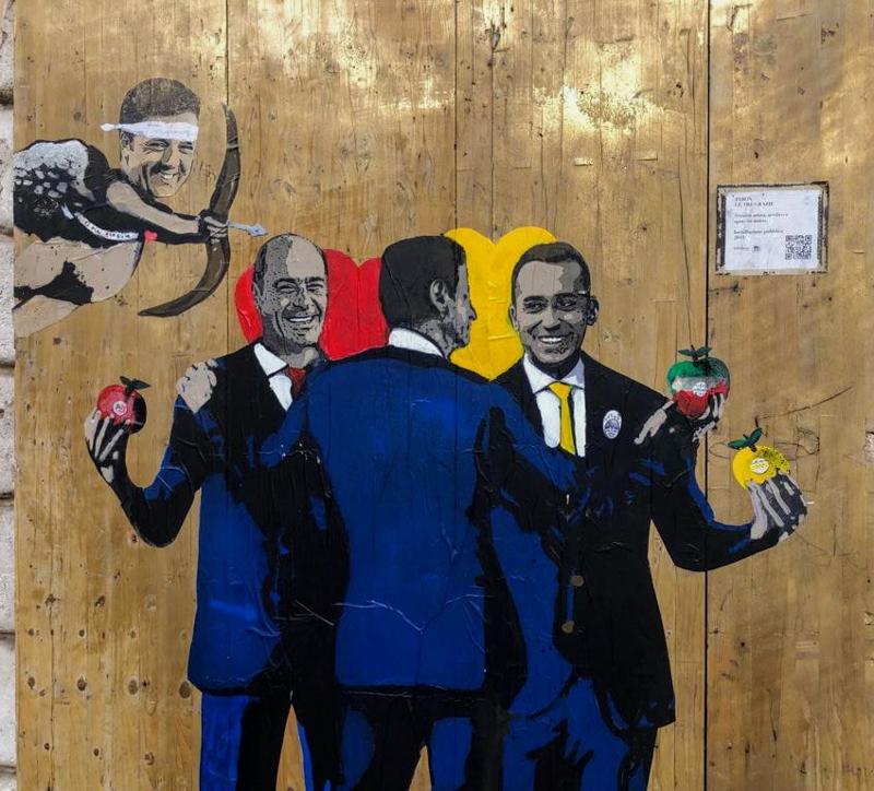 "Le Tre Grazie", murales di Tvboy con Zingaretti, Conte, Di Maio e Renzi.