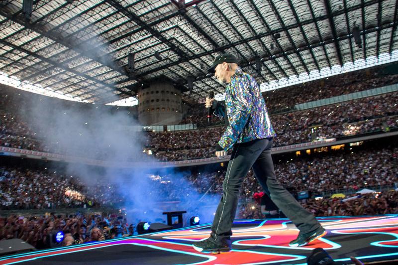 VASCO ROSSI A SAN SIRO (foto Lapresse) VASCO ROSSI A SAN SIRO (foto Lapresse)