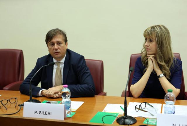 Pierpaolo Sileri (Viceministro alla Salute) e Nicoletta Luppi (Presidente e AD di MSD)