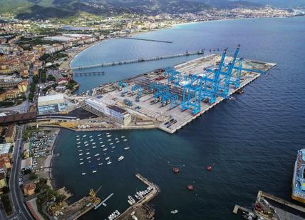 Vado Ligure, apre il Terminal Gateway. "Ma in Italia sulle infrastrutture si deve fare di più"