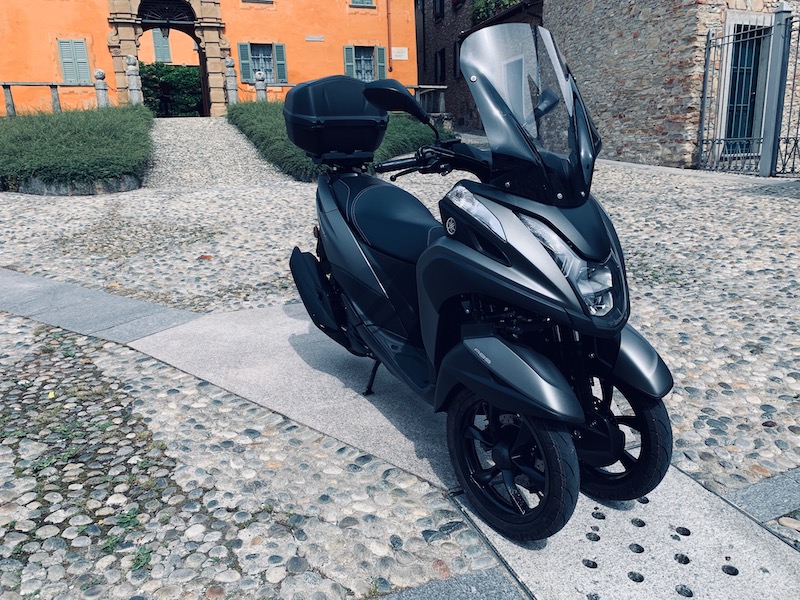 YAMAHA3