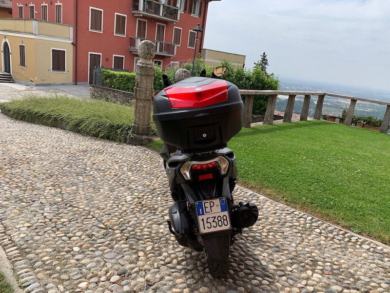 YAMAHA6
