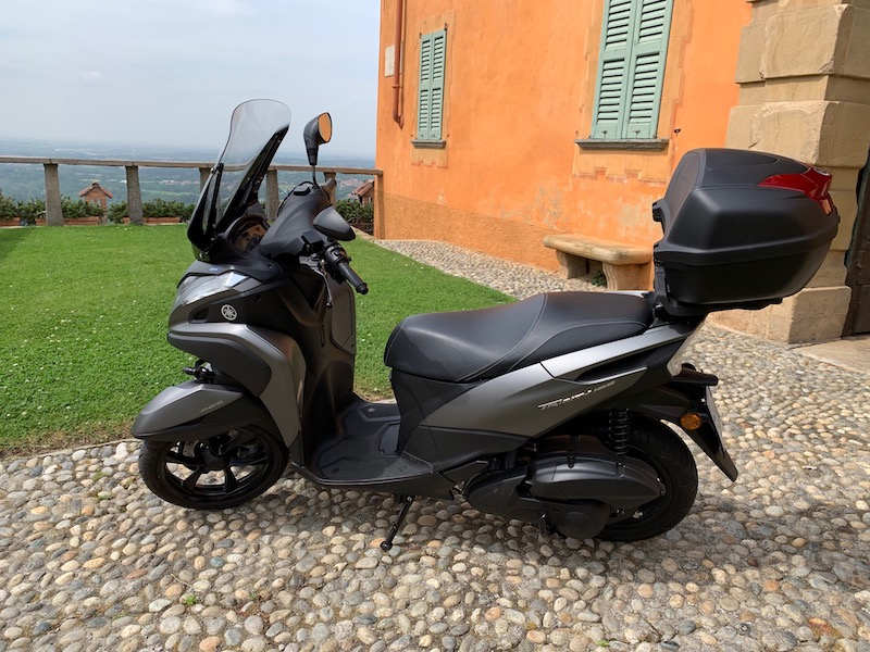 YAMAHA7
